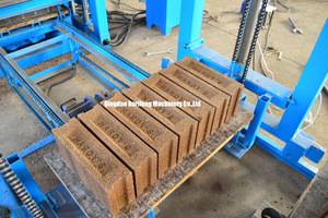 Machine à fabriquer des blocs creux en béton de <span class=keywords><strong>ciment</strong></span> africain QT4-25, machine à briques à haut rendement - Product Image 5