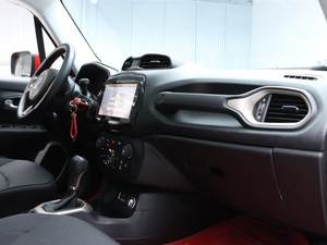 Venta al por mayor 2018 <span class=keywords><strong>Jeep</strong></span> Freeman SUV de alta energía automático 180T híbrido gran pantalla de Internet versión coche usado de Boutique - Product Image 5