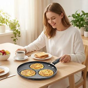 Nuovo arrivato 3 fori eco-friendly facile da pulire <span class=keywords><strong>per</strong></span> la colazione hamburger personalizzato antiaderente Mini padella <span class=keywords><strong>per</strong></span> frittelle - Product Image 1
