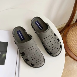 Heren Koreaanse zomermode platform waterdichte antislip PVC binnenzool gatenschoenen Baotou zachte bodem strandslippers voor liefhebbers van de tuin - Product Image 5