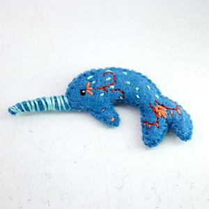 Adorno de Delfín Miniatura Cosido en Fieltro de Lana, Juguete Educativo con Temática Oceánica para Niños, Juego de Imitación de Criaturas Marinas - Product Image 5