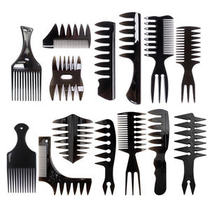 Meilleure vente Ensemble de peignes de <span class=keywords><strong>coiffeur</strong></span> professionnel pour hommes avec cheveux gras Brosse à cheveux de salon à dents larges avec manche en plastique - Product Image 2