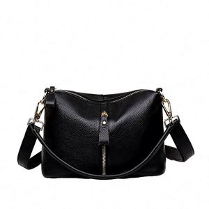Bolso de Mano Ligero e Impermeable de Nailon 2025, Bolso Bandolera Moderno a Rayas con Correa Ajustable, Bolso Tote Espacioso pero Delgado para Mujer - Product Image 1