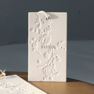 Étiquette de vêtement personnalisée écologique à la mode, promotion très demandée, conception sur mesure, étiquette en papier imprimée avec logo - Product Image 3