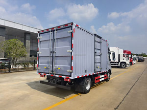 Camionnette BYD T5 DM hybride rechargeable 4x2 de 4,5 tonnes, fourgonnette de fret ondulé de 4 m, moteur essence-électrique 1,5T, pour la logistique express - Product Image 4
