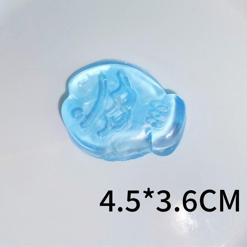 20600-Poisson porte-bonheur bleu transparent