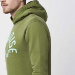 Pull à capuche chaud pour hommes imprimé sur mesure 100% Techniques brodées en coton de haute qualité pour la saison d'hiver - Product Image 5