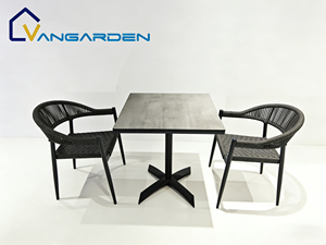 Ensemble table et chaises <span class=keywords><strong>de</strong></span> <span class=keywords><strong>jardin</strong></span> d'extérieur <span class=keywords><strong>en</strong></span> pierre frittée et <span class=keywords><strong>aluminium</strong></span>, empilable pour deux personnes, mobilier simple - Product Image 1