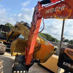 Excavadora de cadenas Hitachi ZX130 usada a precio económico, alta potencia de excavación, 1 año de garantía, pintura original, buen estado, para el sur. - Product Image 3