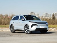 BYD Tang L SUV Jarak Jauh 1670km AWD Hybrid Listrik dengan Baterai Lithium Berkapasitas Tinggi, SUV 7 Kursi dengan Warna Biru
