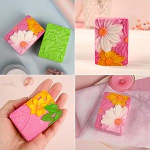 <span class=keywords><strong>Molde</strong></span> de jabón <span class=keywords><strong>rectangular</strong></span> LifeTop, moldes de silicona con patrón de flores rectangulares <span class=keywords><strong>3D</strong></span> para jabón hecho a mano, bombas de baño, velas, chocolate - Product Image 6