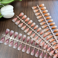 24 faux ongles portables courts en amande, rose et blanc, motif goutte d'eau, dégradé de couleur, ongles artificiels