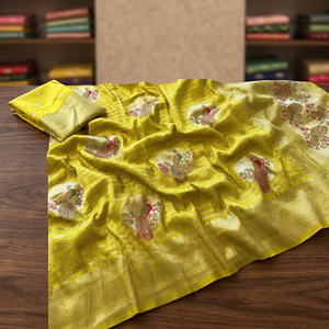La blusa exclusiva de Sari de seda Crape más vendida, Ropa Étnica de moda para mujeres indias para Niñas para fiestas nupciales, último diseño de exportación superior - Product Image 3
