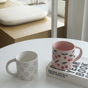 Tasse en céramique de cerise fraîche tasses mignonnes de sourire d'<span class=keywords><strong>Emoji</strong></span> pour des tasses de café de filles - Product Image 2