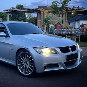 Bmw 3 Series E90 E91 Front Wind Vane Car Wrap Piano Black Carbon Fiber Texture Adhesive Exterior Modification - Product Image 1