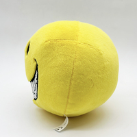 Boneka Bola Bulu Lembut Bulat Kuning Wajah Tersenyum Jahat Isi Kapas PP Boneka Bulu Bulat Lembut Custom Logo Batch Kedua