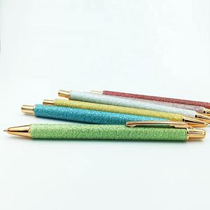 قلم حبر معدني لامع من ماركة proms مع أجزاء ذهبية - Product Image 5