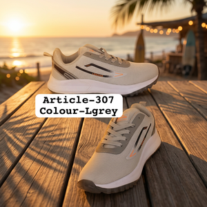 Zapatillas deportivas ligeras de malla transpirable gris claro con cordones y amortiguación para caminar - Product Image 1