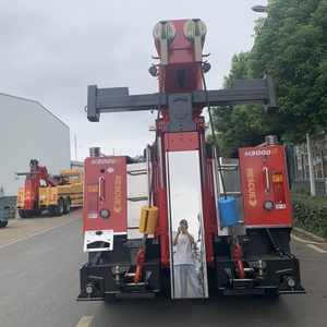 Dépanneuse robuste de 30 tonnes Highway Patrol-Shacman 8x4 avec grue et barre lumineuse - Product Image 6