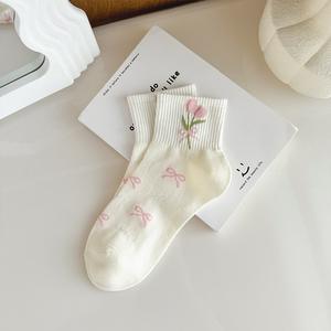 Damen Sommer dünne süße und vielseitige rosa geruchs resistente weiße Low-Cut-Socken - Product Image 5