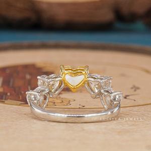 แหวนเพชรระยิบระยับจากคอลเลกชันเครื่องประดับชั้นเลิศ ออกแบบมาเพื่อแสดงความงาม ความเปล่งประกาย และความร้อนแรง - Product Image 3