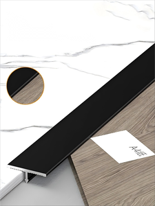 Profilé intérieur en T en aluminium <span class=keywords><strong>de</strong></span> qualité supérieure à micro-garniture Design moderne pour les interstices <span class=keywords><strong>de</strong></span> sol et les bases <span class=keywords><strong>de</strong></span> porte sans couture - Product Image 3