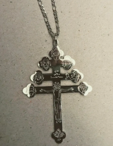 Collana con Croce Cattolica in Acciaio Inossidabile 316L, Incisa su Acciaio Inossidabile e con 17 Santi Libanesi - Product Image 1