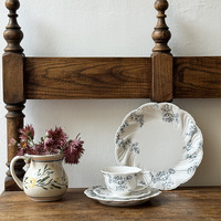Vaisselle en céramique à relief bleu rose rétro européenne, assiette et tasse à café pour usage domestique