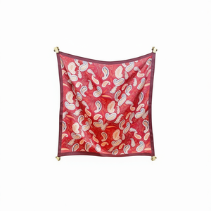 Foulard Paisley Quadrato 70x70Cm in Seta Stampata, Accessorio Moda Donna - Product Image 1