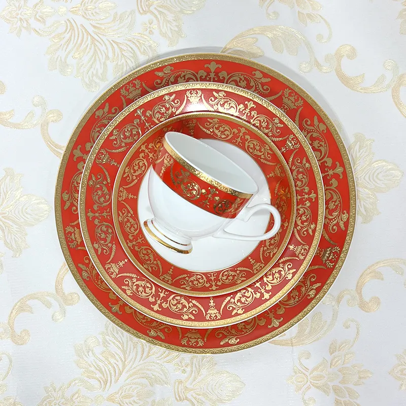 Juego de cena de hueso de china fino, plato de sopa de cerámica, juego de vajilla de color rojo y dorado, nuevo diseño