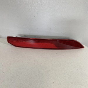 Luces Reflectantes de Parachoques Trasero de Alta Calidad en Ambos Lados 68408778AB 68408779AB Aptas para Jeep Grand Cherokee BEYAN 2021-2024 - Product Image 4