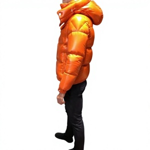 Dernières vestes matelassées à capuche de couleur orange de qualité supérieure, personnalisables en gros, avec fermeture éclair, pour hommes, avec sublimation - Product Image 2