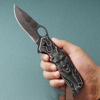 Couteau pliant à motif de loup en relief, acier inoxydable Stonewashed, couteau tactique de poche EDC