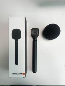 Soporte Metálico Universal M70 para Micrófonos Lavalier Inalámbricos, Montura Metálica Antivibraciones Compatible con Todas las Marcas - Product Image 6