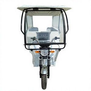 Tuk-Tuk 1,6 m directement de l'usine avec moteur 1500 W, véhicule à trois roues, capacité de transport de passagers avec pare-brise et protection contre la pluie - Product Image 1