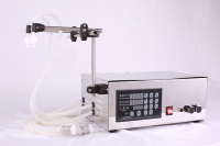 Machine de remplissage semi-automatique à double tête haute précision 280 avec contrôle numérique pour les boutiques de cosmétiques et de parfums