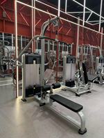 2026 Appareil de musculation professionnel classique MND à charge par poulie Iso-lateral Rotary Torso pour usage en salle de sport