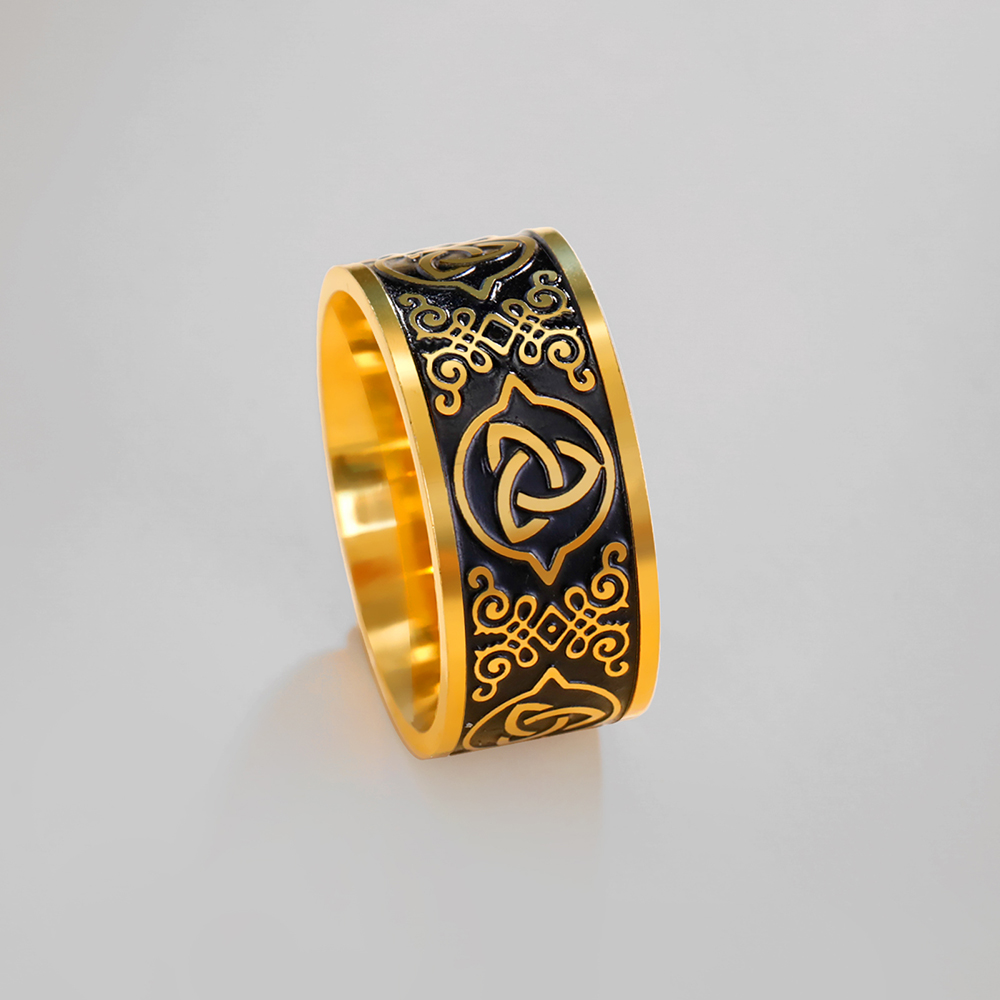 Triquetra gold