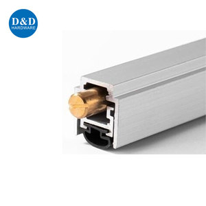 Guarnizione automatica diretta dalla fabbrica della guarnizione inferiore della porta <span class=keywords><strong>a</strong></span> prova di vento e polvere - Product Image 2