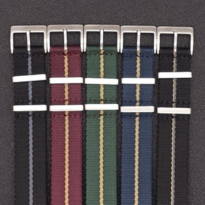 Correa de Reloj de Nailon Personalizada Ajustable con Rayas en Relieve de 20 mm y 22 mm - Product Image 1