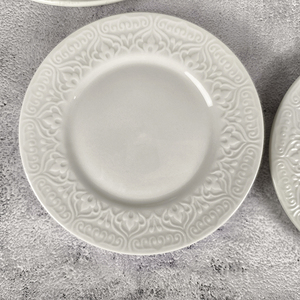 La <span class=keywords><strong>vajilla</strong></span> de cerámica en <span class=keywords><strong>relieve</strong></span> de estilo francés incluye plato, taza, platillo, cuenco para juegos de <span class=keywords><strong>vajilla</strong></span> - Product Image 3