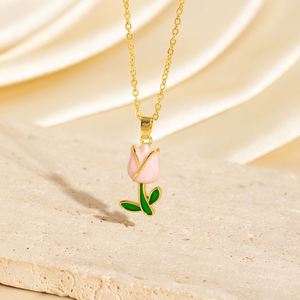 Collier en Acier Inoxydable Plaqué Or avec Pendentif Fleur de Tulipe en Acier Titane, Bijou Anti-ternissement - Product Image 4