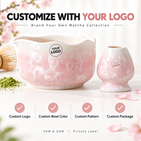 En stock OEM Bol à matcha rose en céramique japonaise fait main avec glaçure cristalline naturelle de fleurs, pour kit de thé matcha
