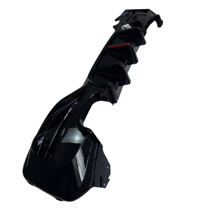 Nouveaux produits phares Diffuseur arrière de style course avec bandes lumineuses verticales pour <span class=keywords><strong>BMW</strong></span> Série <span class=keywords><strong>1</strong></span> F20 LCI (2015-2018) - Product Image 4
