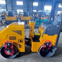 Rouleau compresseur routier autoporté à double tambour en acier FVR-880, compresseur hydraulique diesel de 1000 kg pour le compactage de l'asphalte et du sol