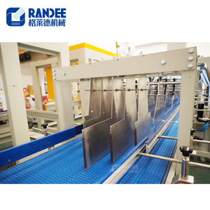 Empaquetadora automática de envoltura termorretráctil de película de color de una pieza para botella de plástico - Product Image 2