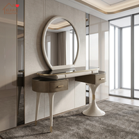 Coiffeuse de luxe italienne moderne avec plateau en marbre et bois massif, meuble de salle de bain et chambre à coucher avec tiroirs de rangement, élégant pour la maison