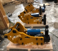 Marteau hydraulique à pierres de type banane AORIS SB43 avec burin de 75 mm pour excavatrices et chargeuses-pelleteuses de 6 à 9 tonnes