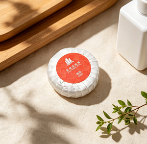 Savon d'hôtel rond blanc nacré à emballage torsadé, mini-savon jetable pour hôtel avec logo personnalisé <span class=keywords><strong>sur</strong></span> étiquette rouge - Product Image 6