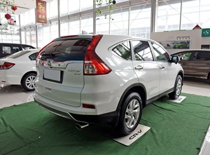 <span class=keywords><strong>Honda</strong></span> <span class=keywords><strong>CRV</strong></span> <span class=keywords><strong>2015</strong></span> 2.4L CVT 2WD, SUV Familiar Compacta Mejorada, 5 Asientos, Volante a la Izquierda, Vehículo Usado de Gasolina Confiable y Económico - Product Image 4